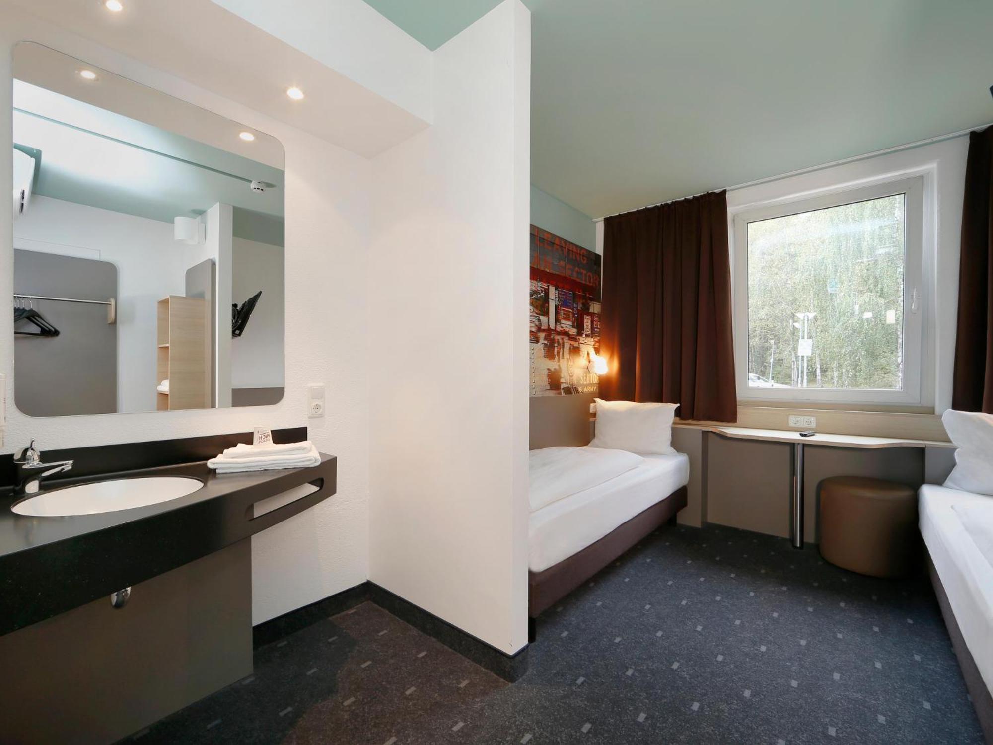 B&B Hotel Berlin-Dreilinden كلاينماخنو المظهر الخارجي الصورة